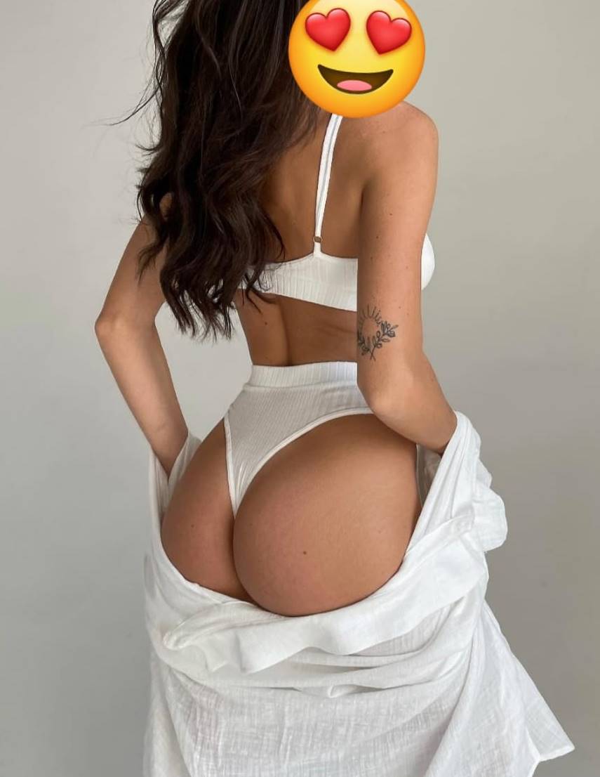 Taksim Escort Bayan Nur İle Mükemmel Buluşma